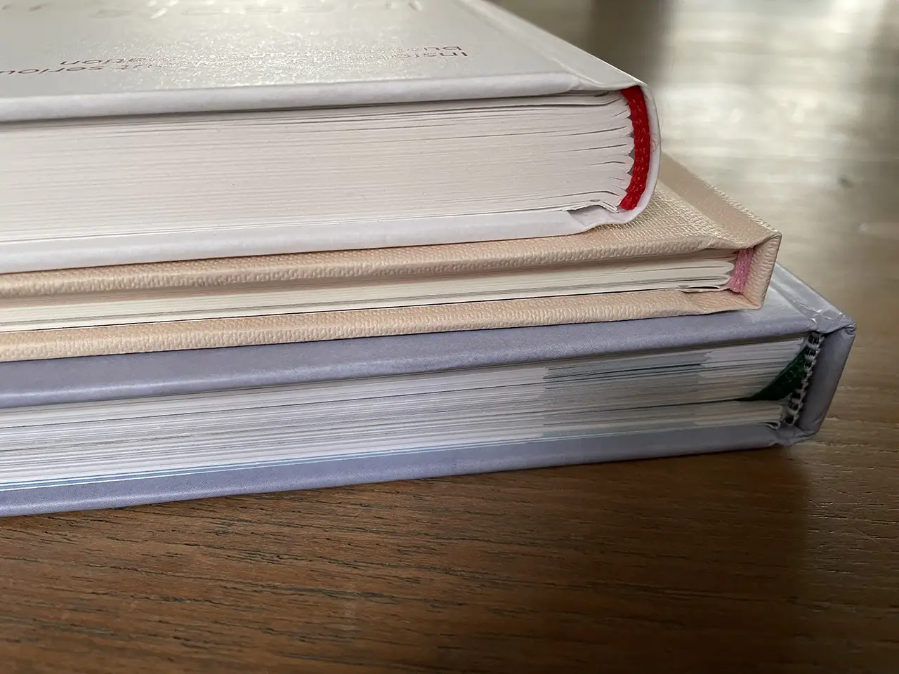 Verschillende soorten hardcover omslagen